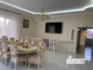 Дом 250м&sup2;, 2-этажный, участок 3 сот.  