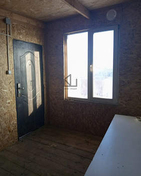 Дом 30м&sup2;, 2-этажный, участок 5 сот.  