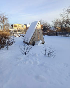 Дом 50м&sup2;, 2-этажный, участок 10 сот.  