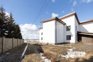 Коттедж 820м², 2-этажный, участок 8 сот.  