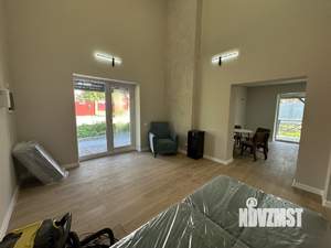 Коттедж 290м², 2-этажный, участок 6 сот.  