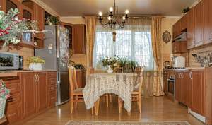 Дом 171м&sup2;, 2-этажный, участок 5 сот.  