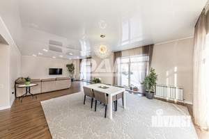 Дом 350м&sup2;, 2-этажный, участок 15 сот.  