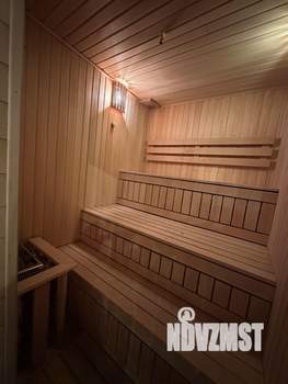 Дом 782м&sup2;, 3-этажный, участок 7 сот.  