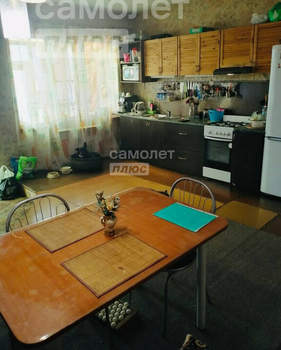 Дом 216м&sup2;, 1-этажный, участок 7 сот.  