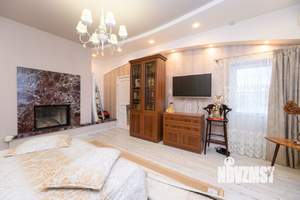 Дом 338м&sup2;, 3-этажный, участок 8 сот.  