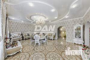 Коттедж 502м&sup2;, 3-этажный, участок 20 сот.  