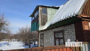 Дом 30м&sup2;, 2-этажный, участок 7 сот.  