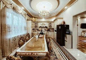 Дом 300м&sup2;, 1-этажный, участок 6 сот.  