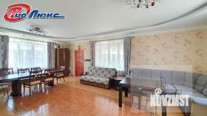 Коттедж 303м&sup2;, 3-этажный, участок 12 сот.  