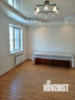 Коттедж 185м², 2-этажный, участок 7 сот.  