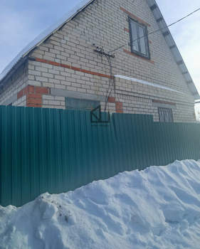 Дом 35м&sup2;, 2-этажный, участок 7 сот.  