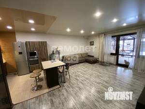 Таунхаус 222м&sup2;, 3-этажный, участок 1 сот.  