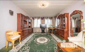 Коттедж 300м&sup2;, 2-этажный, участок 6 сот.  