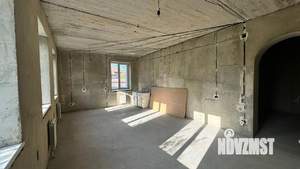 Дом 427м&sup2;, 3-этажный, участок 4 сот.  