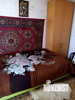 Дом 40м&sup2;, 2-этажный, участок 6 сот.  