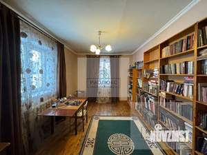 Дом 320м&sup2;, 2-этажный, участок 7 сот.  