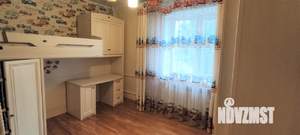 Дом 591м², 3-этажный, участок 8 сот.  