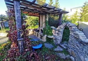 Дом 920м&sup2;, 2-этажный, участок 19 сот.  