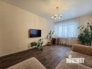 Дом 99м&sup2;, 2-этажный, участок 6 сот.  