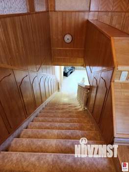 Дом 400м&sup2;, 2-этажный, участок 12 сот.  