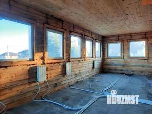 Дом 427м&sup2;, 3-этажный, участок 4 сот.  