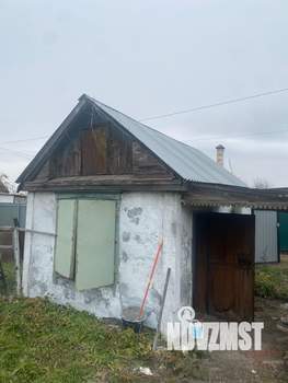 Дом 30м&sup2;, 2-этажный, участок 4 сот.  