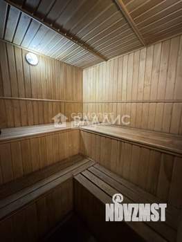 Дом 251м&sup2;, 3-этажный, участок 6 сот.  