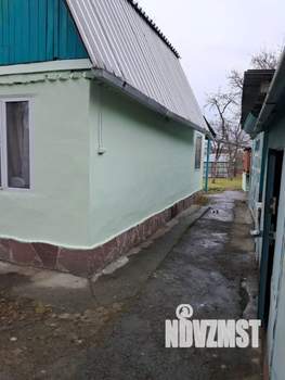 Дом 63м&sup2;, 2-этажный, участок 9 сот.  