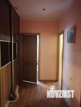 Таунхаус 195м², 2-этажный, участок 3 сот.  