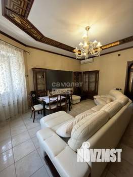 Коттедж 551м², 3-этажный, участок 6 сот.  