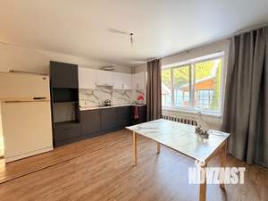 Дом 275м&sup2;, 2-этажный, участок 12 сот.  