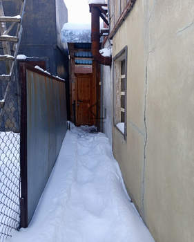 Дом 50м&sup2;, 2-этажный, участок 10 сот.  