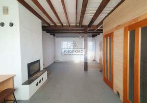 Дом 90м², 2-этажный, участок 9 сот.  