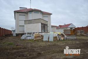 Дом 619м&sup2;, 3-этажный, участок 15 сот.  