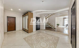 Дом 350м&sup2;, 2-этажный, участок 15 сот.  