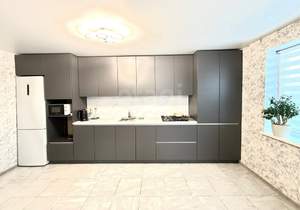 Дом 114м&sup2;, 2-этажный, участок 3 сот.  