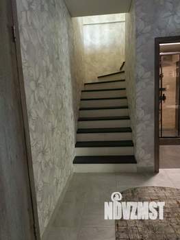 Дом 145м&sup2;, 2-этажный, участок 3 сот.  