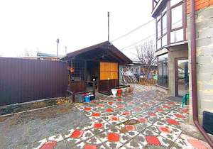 Дом 442м&sup2;, 4-этажный, участок 619 сот.  