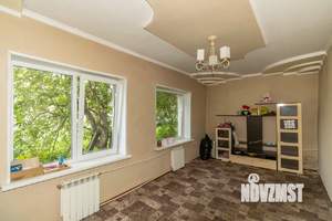 Дом 140м&sup2;, 2-этажный, участок 6 сот.  