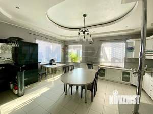 Дом 507м&sup2;, 3-этажный, участок 13 сот.  