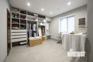 Таунхаус 239м&sup2;, 3-этажный, участок 1 сот.  