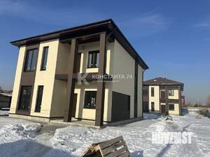 Дом 175м², 2-этажный, участок 9 сот.  