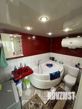 Дом 60м&sup2;, 2-этажный, участок 8 сот.  