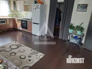 Дом 100м&sup2;, 2-этажный, участок 4 сот.  