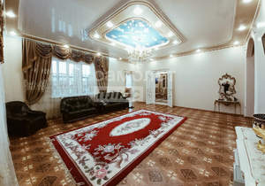 Дом 300м&sup2;, 1-этажный, участок 6 сот.  