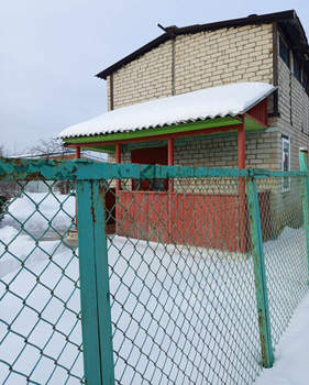 Дом 30м&sup2;, 2-этажный, участок 6 сот.  
