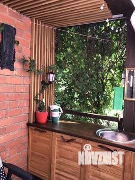 Дом 60м&sup2;, 2-этажный, участок 4 сот.  