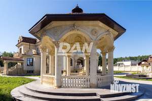 Дом 1736м&sup2;, 4-этажный, участок 42 сот.  