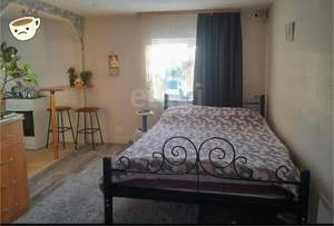 Дом 50м&sup2;, 2-этажный, участок 4 сот.  